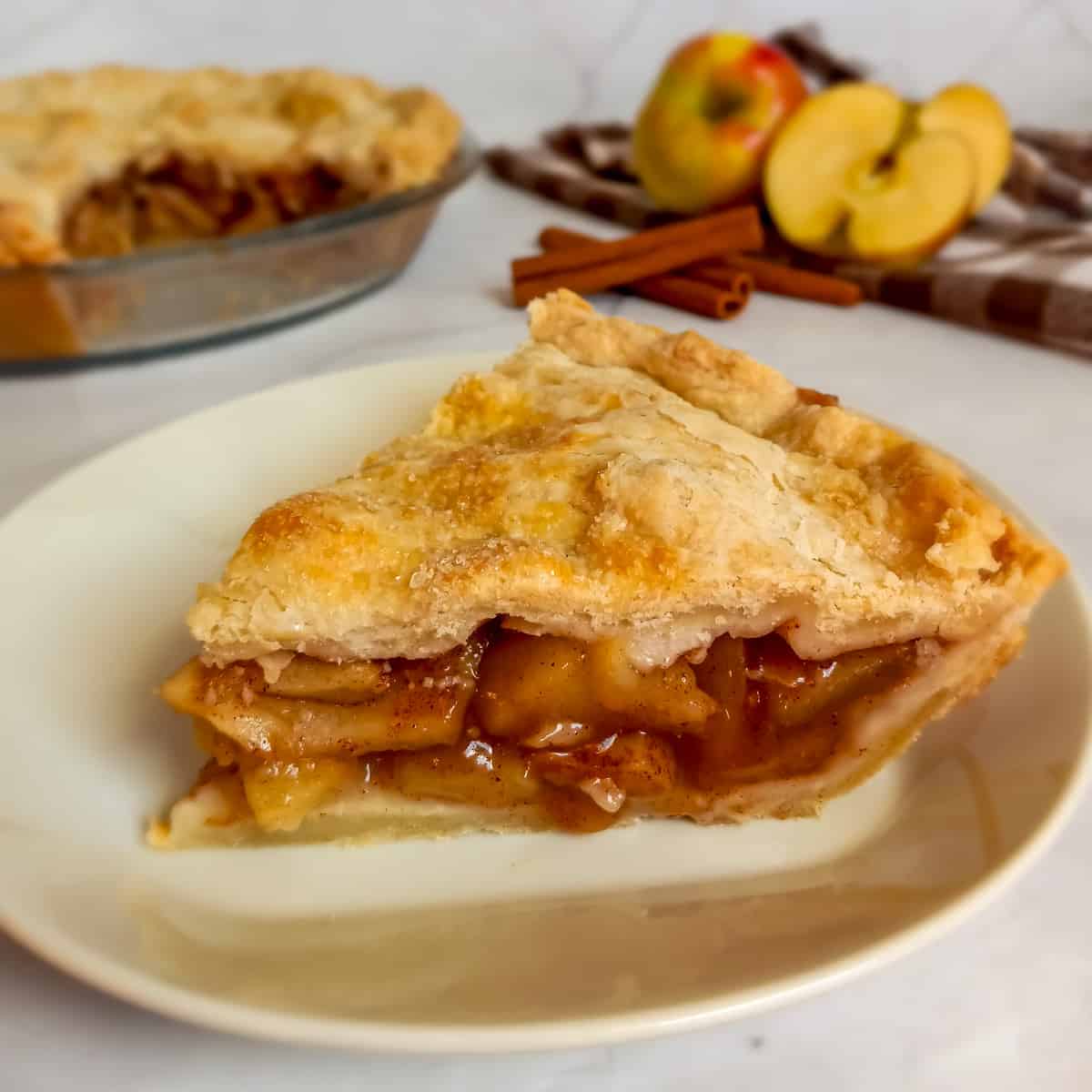 Traditional Amish Apple Pie Recipe - Amish Heritage