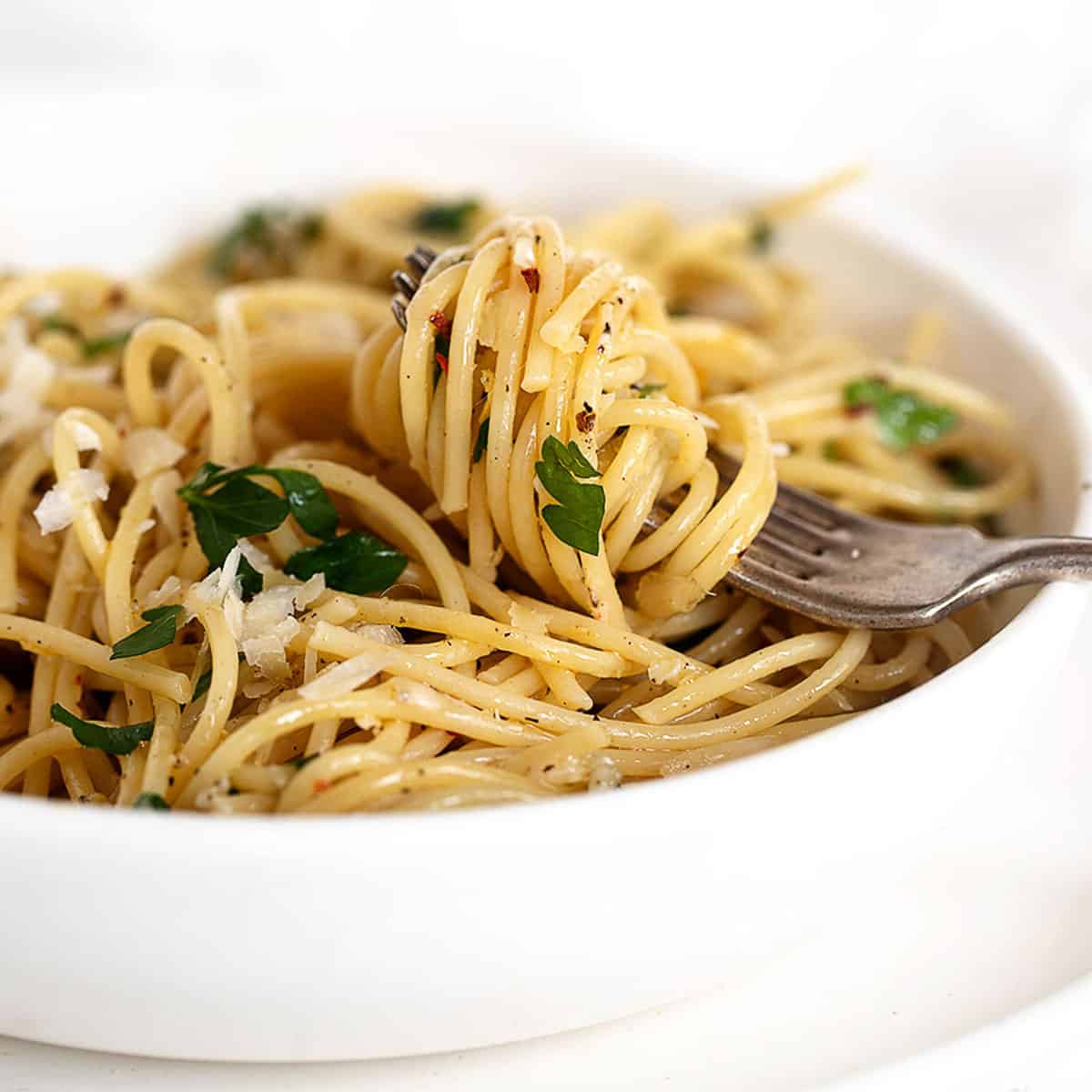 Spaghetti with Olive Oil and Garlic