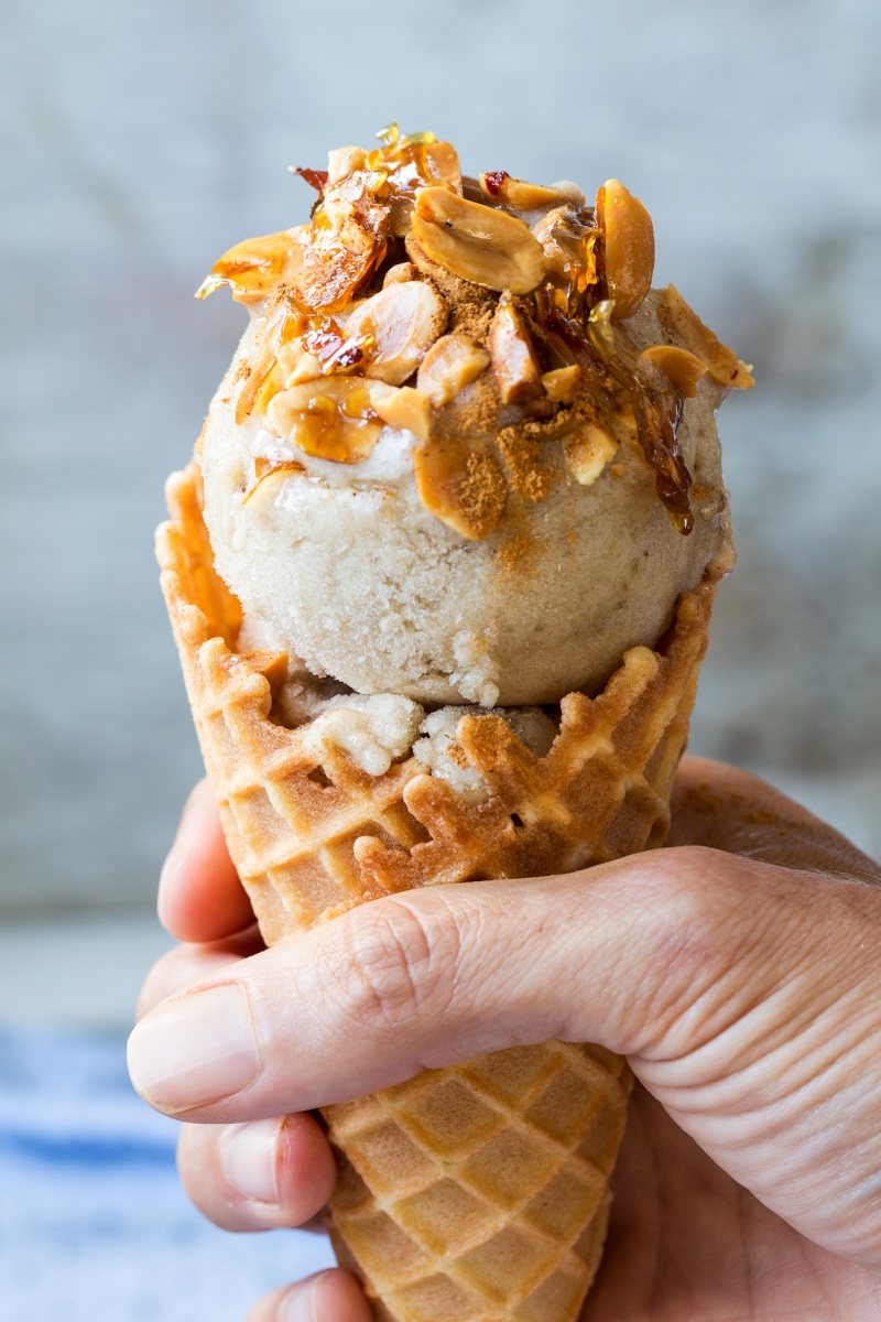 Vegan banana ice cream - Lazy Cat Kitchen