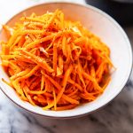 How to make Spicy carrot salad