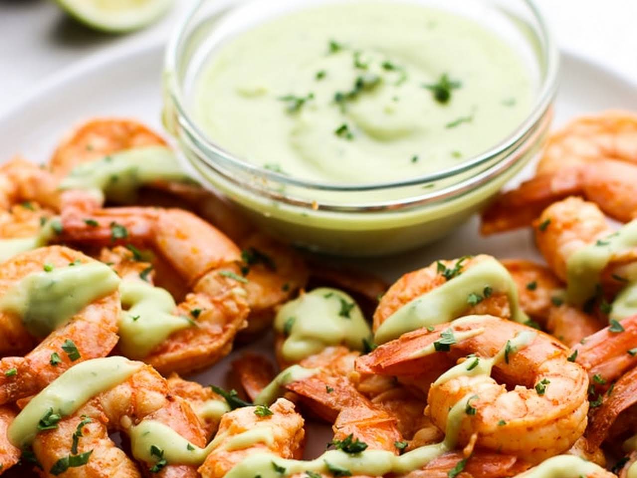 How to make Shrimps with avocado sauce